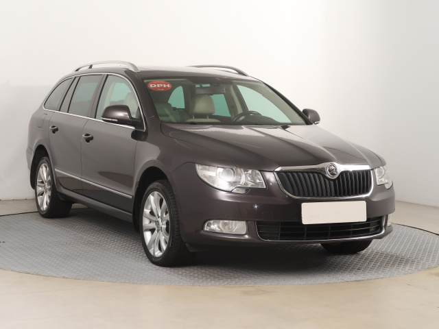 Škoda Superb, 2010