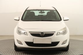 Opel Astra - 2011