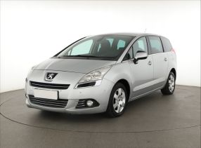 Peugeot 5008 - 2010