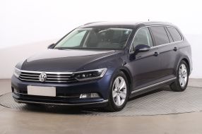 Volkswagen Passat - 2015