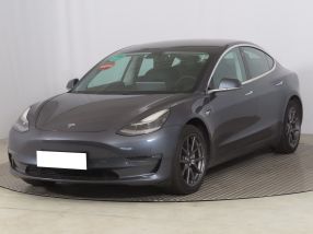 Tesla Model 3 - 2019