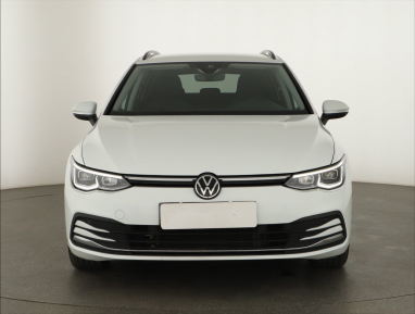 Volkswagen Golf - 2021