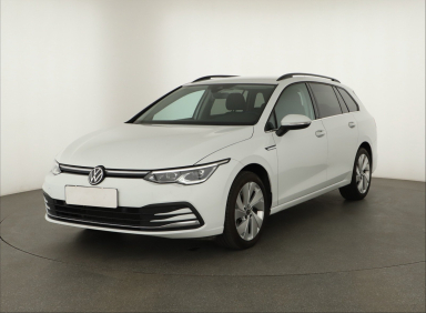 Volkswagen Golf - 2021