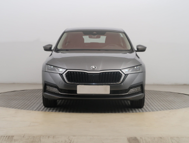 Škoda Octavia - 2023