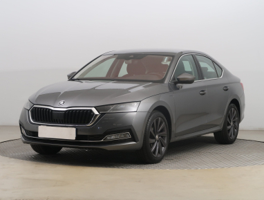 Škoda Octavia - 2023