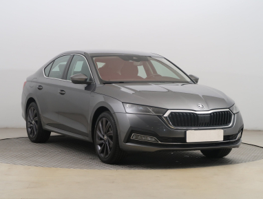 Škoda Octavia - 2023
