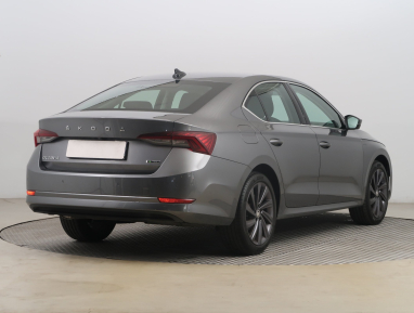 Škoda Octavia - 2023