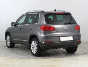 Volkswagen Tiguan - 2014