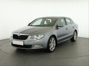 Skoda Superb - 2012