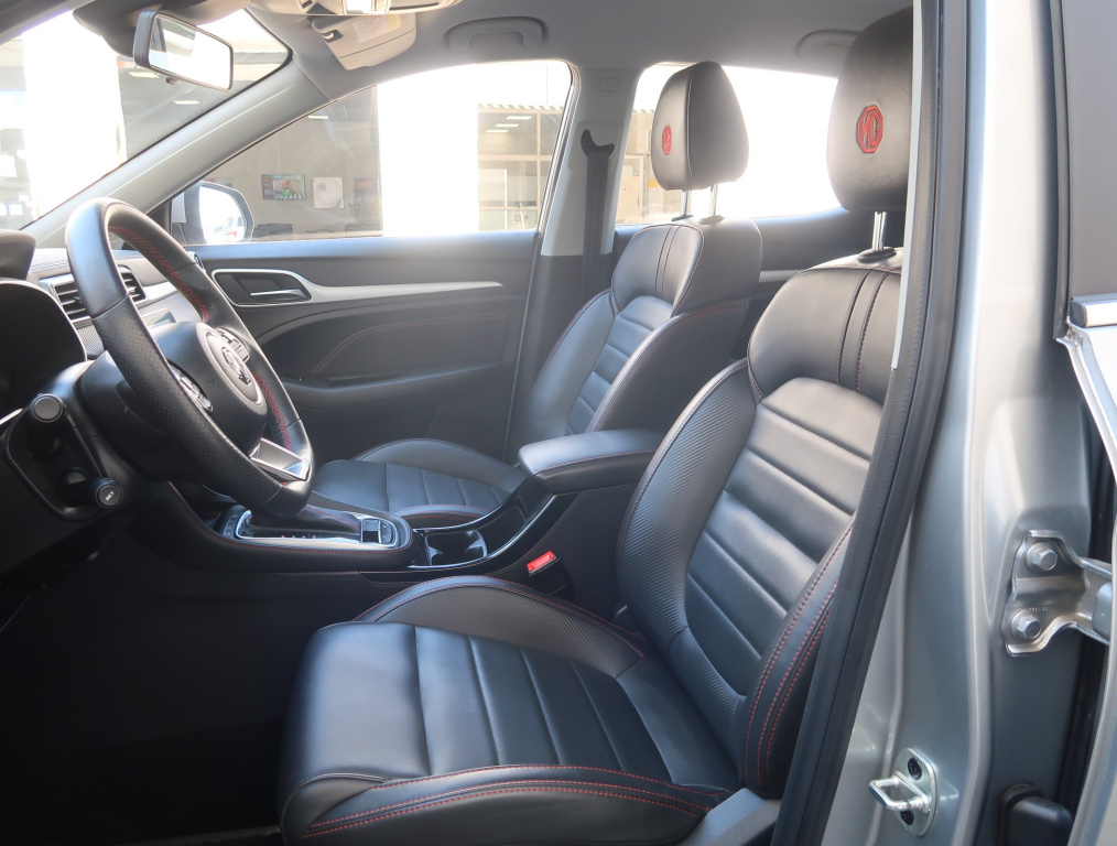 MG ZS SUV