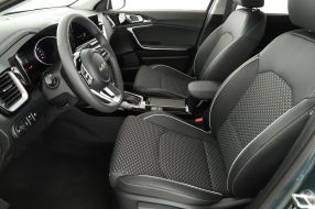 Kia XCeed - 2025