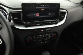 Kia XCeed - 2025