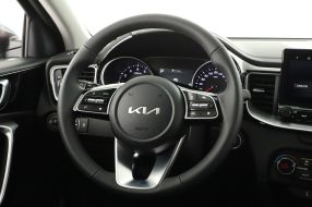 Kia XCeed - 2025