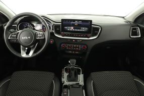 Kia XCeed - 2025