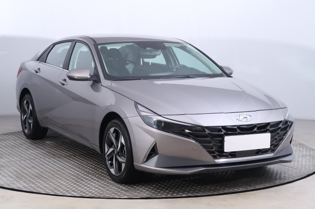 Hyundai Elantra 2021