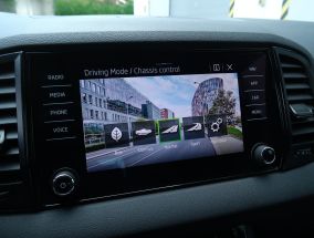 Škoda Karoq - 2023