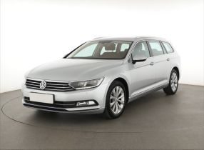 Volkswagen Passat - 2015