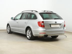 Skoda Superb - 2012