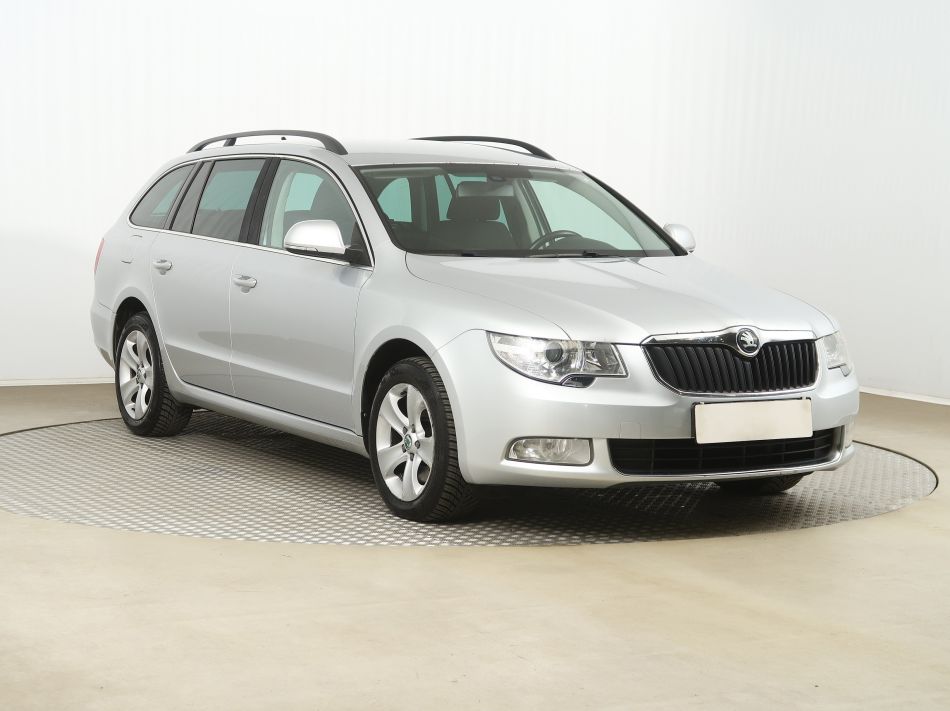 Skoda Superb - 2012