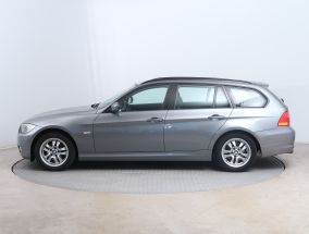 BMW 3 - 2011