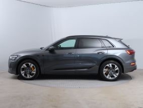 Audi e-tron - 2019