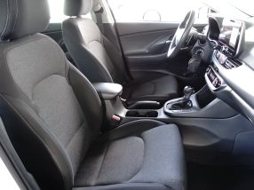 Hyundai i30 - 2023