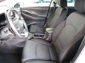 Hyundai i30 - 2023