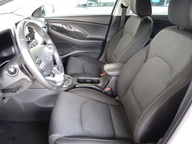 Hyundai i30 - 2023