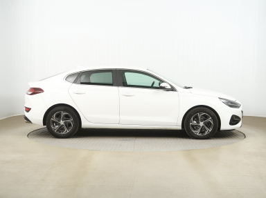 Hyundai i30 - 2023