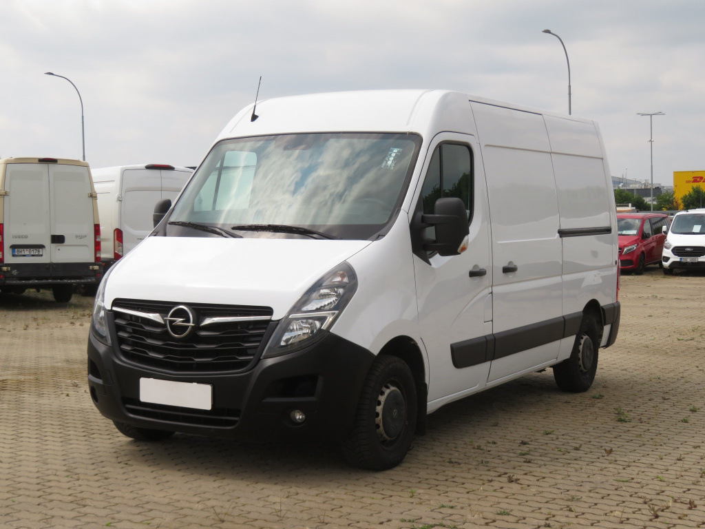 Opel Movano