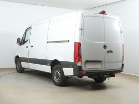 Mercedes-Benz Sprinter - 2020