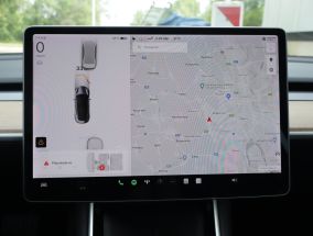 Tesla Model 3 - 2019