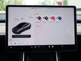 Tesla Model 3 - 2019