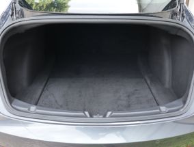 Tesla Model 3 - 2019