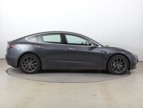 Tesla Model 3 - 2019