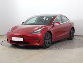 Tesla Model 3 - 2020