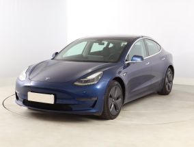 Tesla Model 3 - 2020