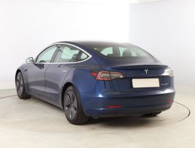 Tesla Model 3 - 2020