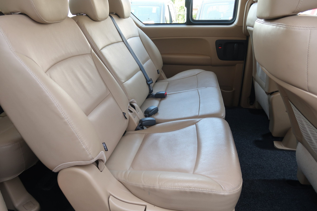 Hyundai H-1 Tour