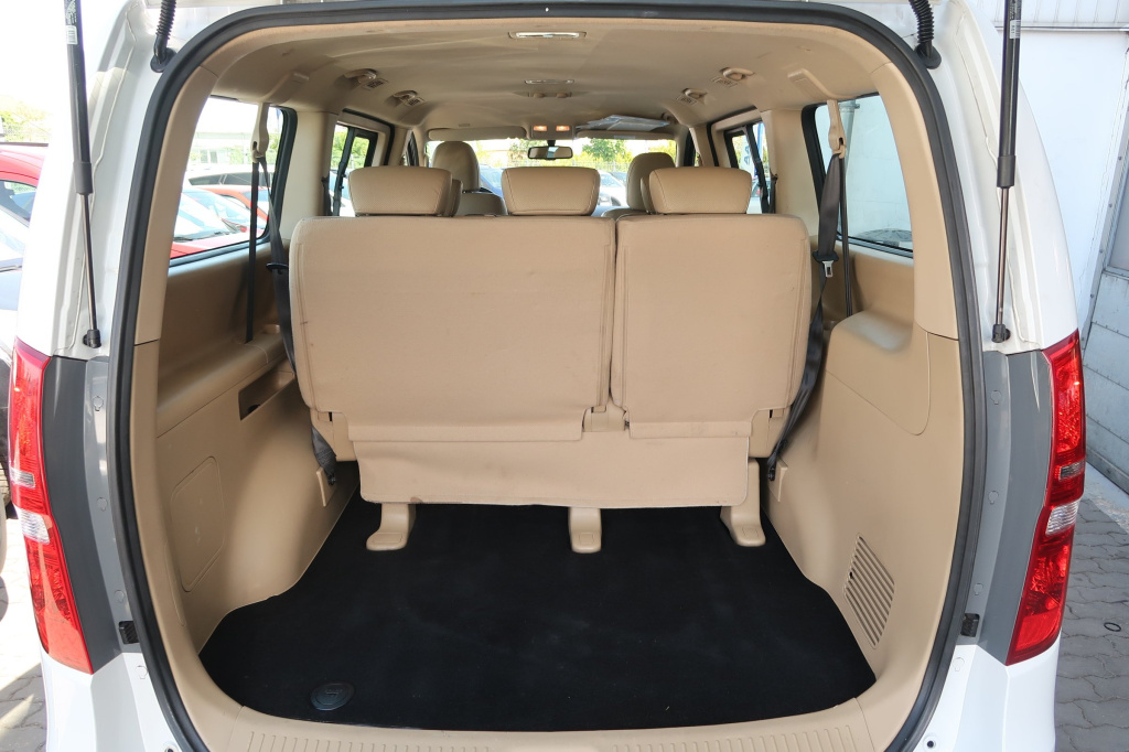 Hyundai H-1 Tour