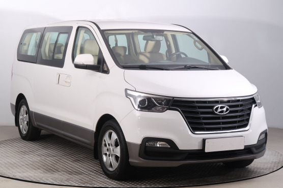 Hyundai H-1 Tour