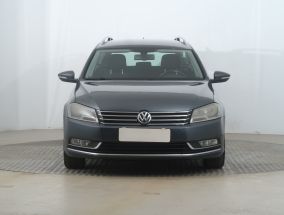 Volkswagen Passat - 2012