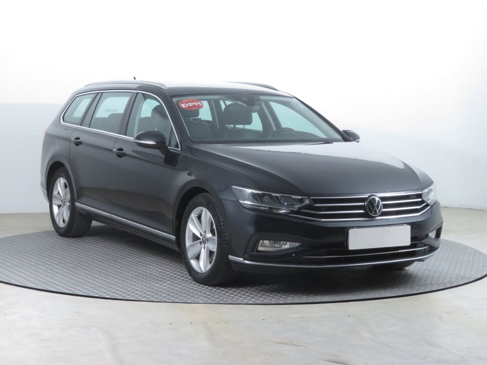 Volkswagen Passat - 2021