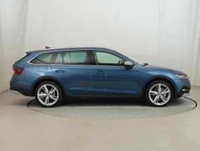 Škoda Octavia Scout - 2021
