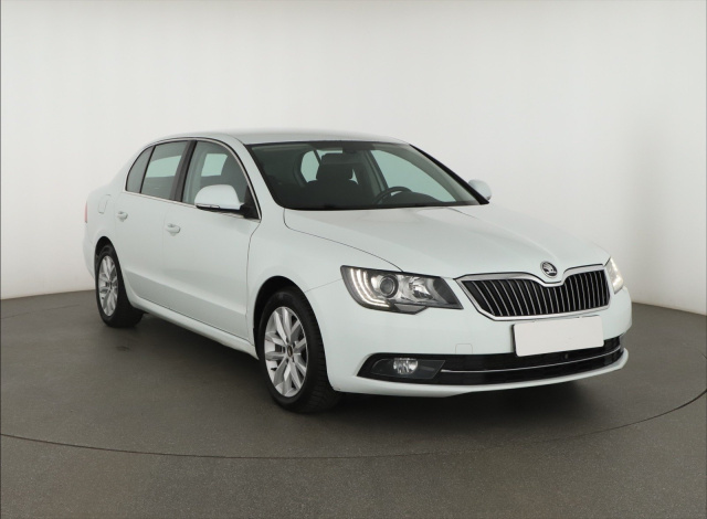 Škoda Superb, 2014