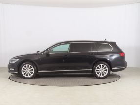 Volkswagen Passat - 2015