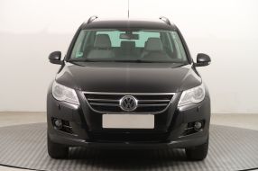 Volkswagen Tiguan - 2010