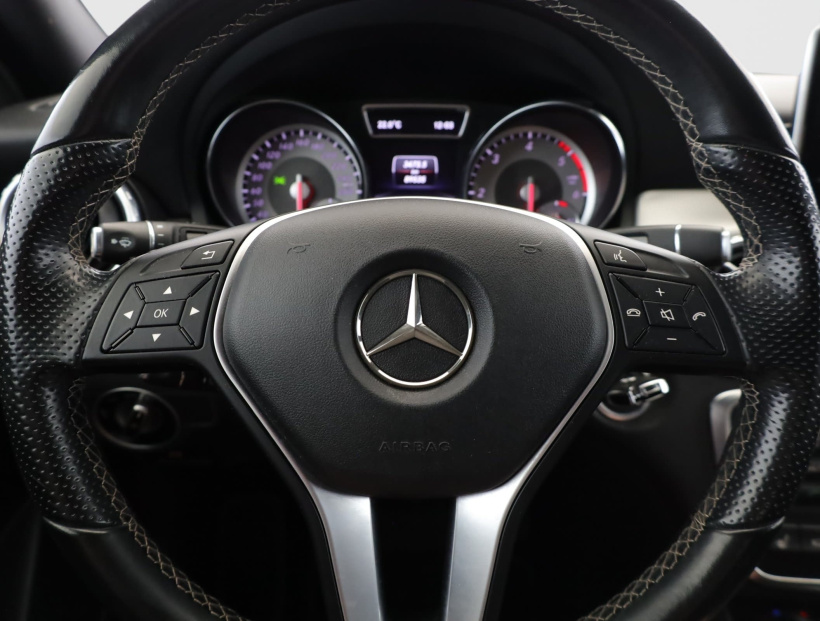 Mercedes-Benz GLA, 2014