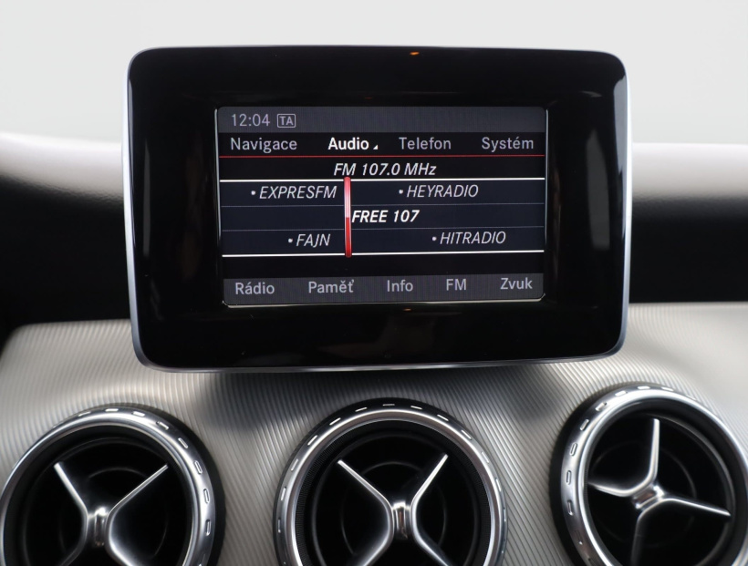 Mercedes-Benz GLA, 2014