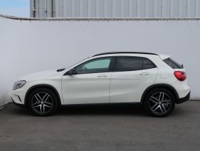 Mercedes-Benz GLA - 2014